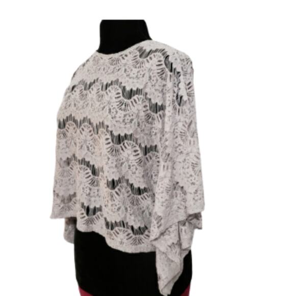 Lace Stitch Embroidered Crop Gray Poncho Boxy Floral Beachy Coastal - Picture 6 of 12